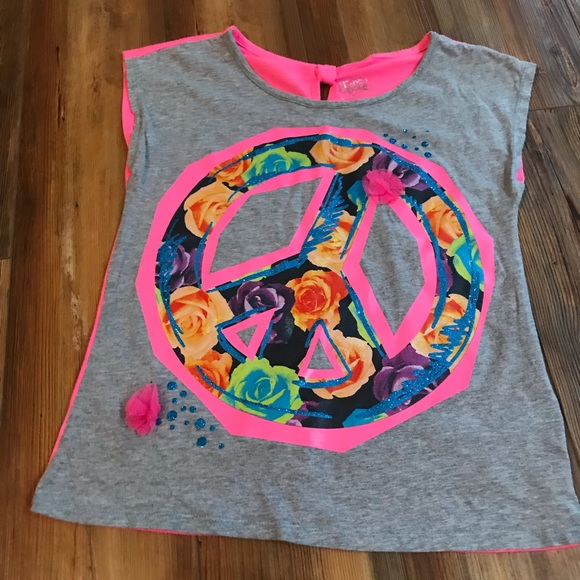 Girls super cute shirt - Picture 2 of 4